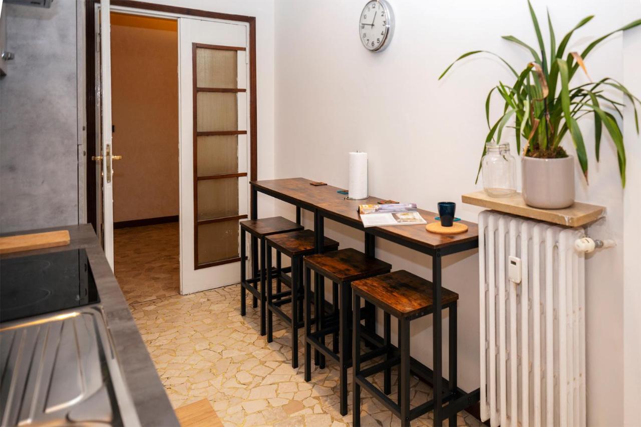 Central Apartment Mediolan Zewnętrze zdjęcie