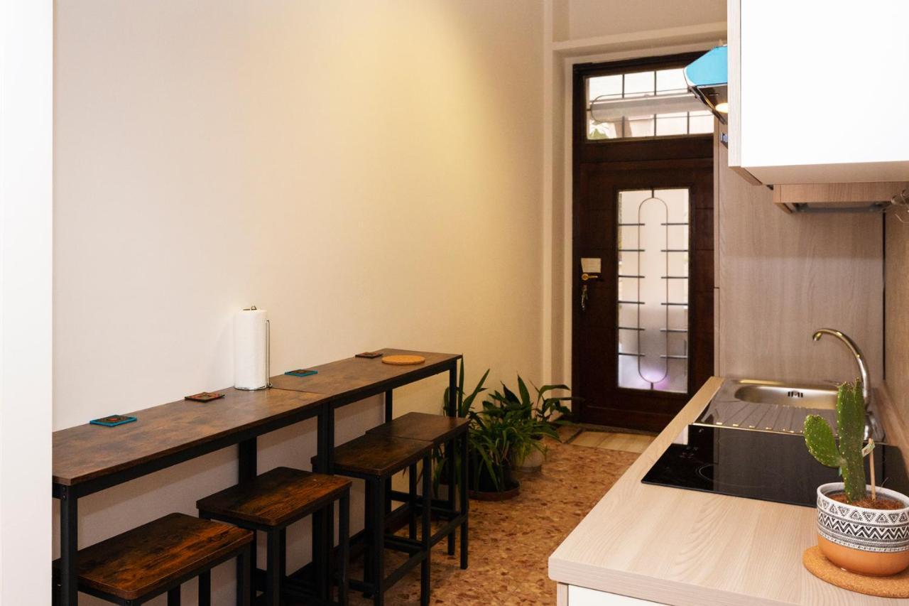 Central Apartment Mediolan Zewnętrze zdjęcie